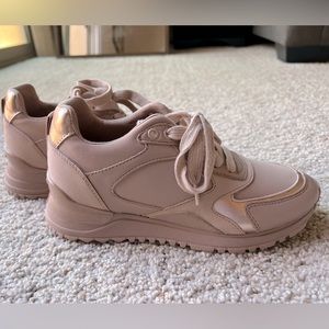 ALDO Praylian Bone 35 (US Women's 5) B (M)